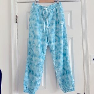 PUMA Men Summer Squeeze Track Pants Light Blue Bubbles Size M NWT